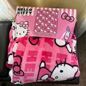 New Hello Kitty Silk Touch Sherpa Throw